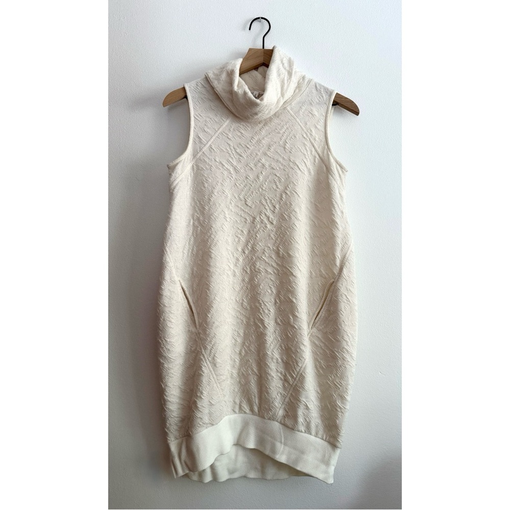 BCBGeneration Oversized Sleeveless Dress